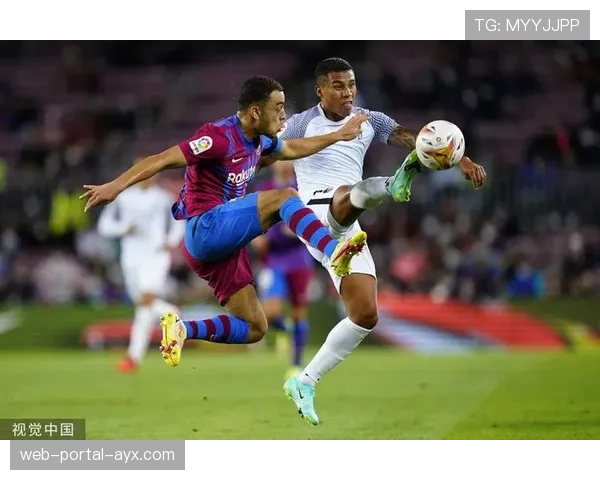 战报:皇马2-2战平巴萨,维尼修斯、贝林厄姆破门难救主 战报:皇马2-2战平巴萨,维尼修斯、贝林厄姆破门难救主